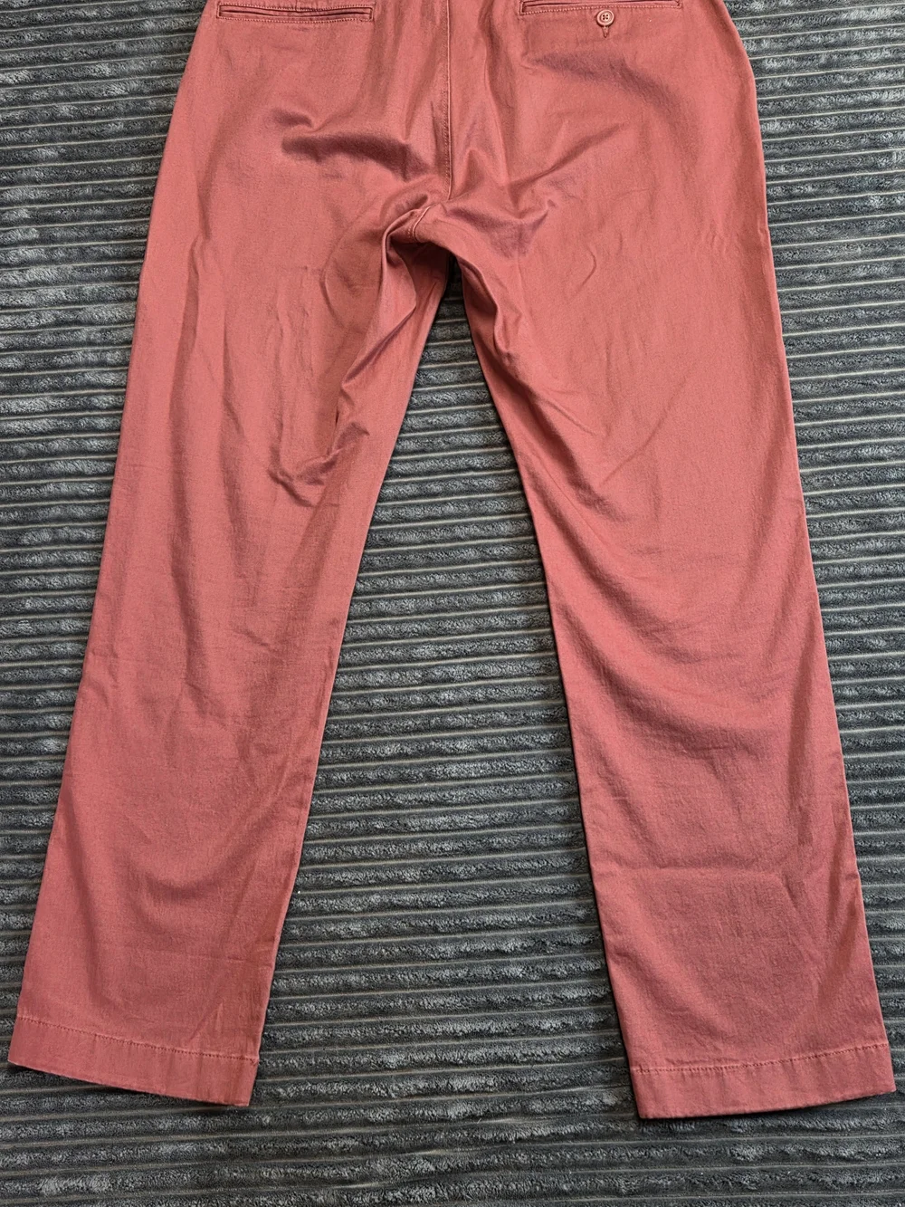 J. Crew Men's Chinos in Dusty Rose
